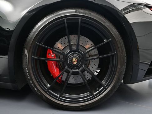 Certified 2022 Porsche 911 Carrera GTS RWD image 26