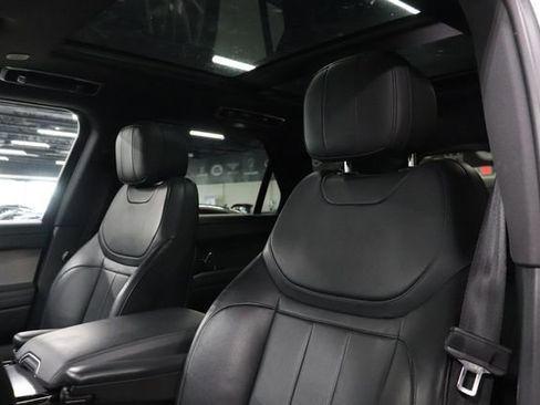 Used 2024 Land Rover Range Rover Sport Dynamic SE AWD/4WD image 11