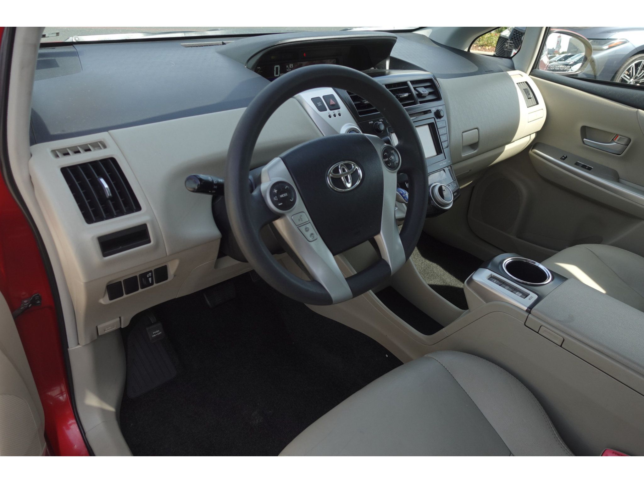 Used 2013 Toyota Prius V Three FWD image 9