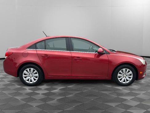 Used 2011 Chevrolet Cruze LT FWD image 6