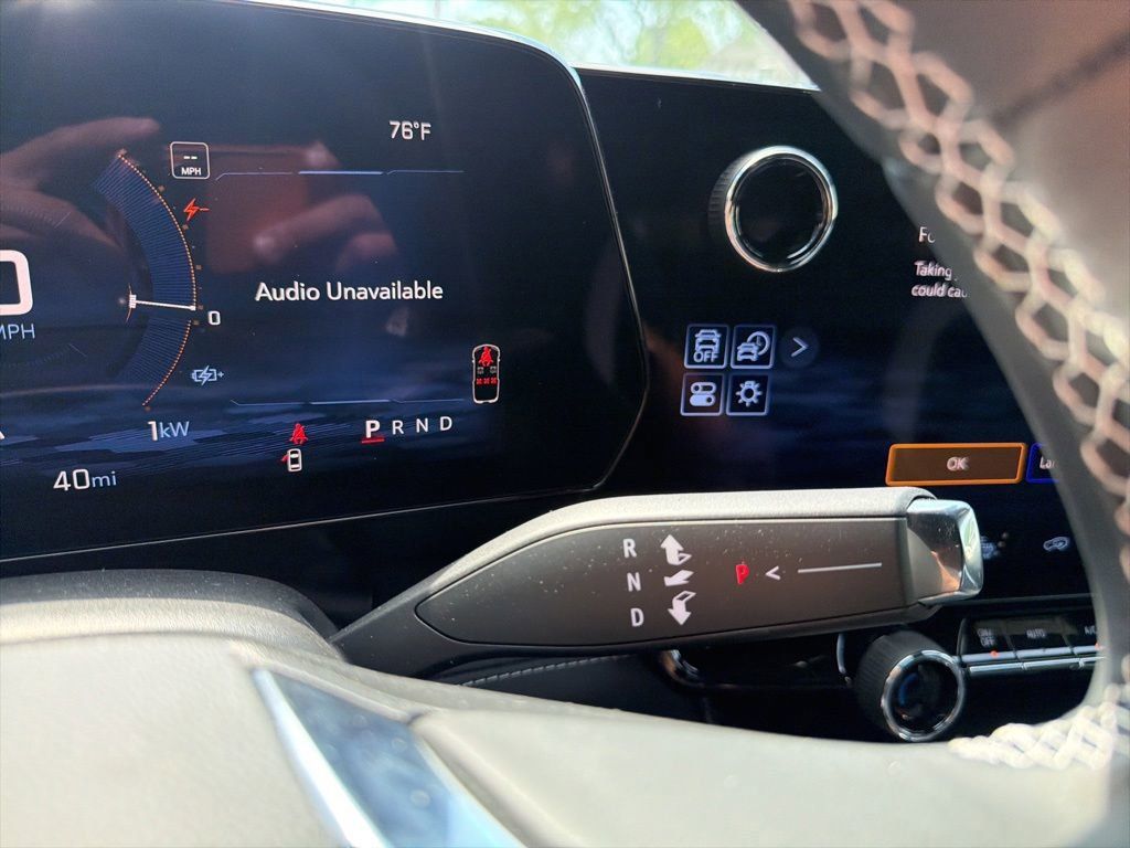 New 2025 Chevrolet Blazer EV LT AWD/4WD image 14