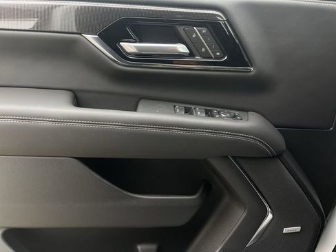 New 2026 GMC Yukon Elevation RWD image 22