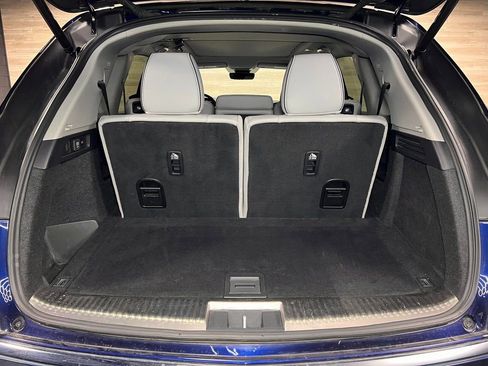 Used 2024 Acura MDX SH-AWD w/ Advance Package image 24