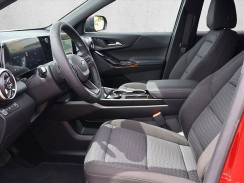 New 2026 Chevrolet Equinox LT AWD/4WD image 4