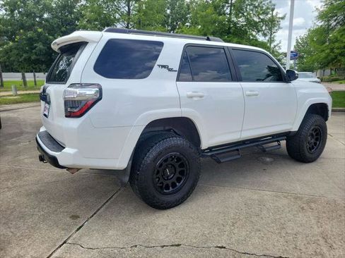 Certified 2021 Toyota 4Runner TRD Off-Road Premium w/ Moonroof Package AWD/4WD image 6