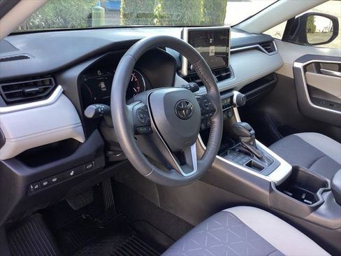 Certified 2025 Toyota RAV4 XLE w/ Convenience Package AWD/4WD image 12