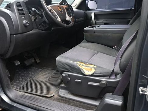 Used 2011 Chevrolet Silverado 1500 LT w/ All-Star Edition RWD image 16
