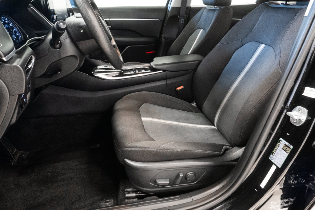 Used 2020 Hyundai Sonata SEL w/ Cargo Package FWD image 8