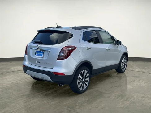 Used 2021 Buick Encore Preferred w/ Safety Package image 9