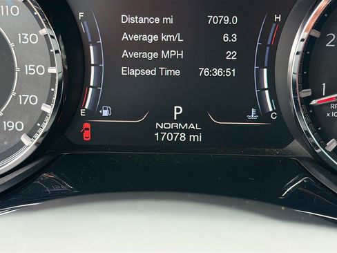 Used 2023 Maserati Quattroporte Modena RWD image 40