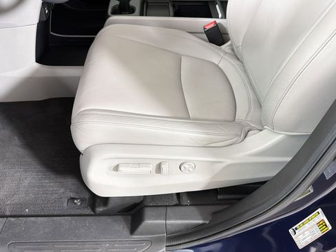 Certified 2023 Honda Odyssey Touring image 14