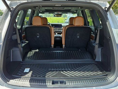 Used 2025 Kia Telluride EX X-Line AWD/4WD image 35