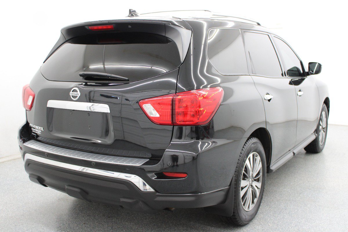 Used 2020 Nissan Pathfinder S FWD image 5