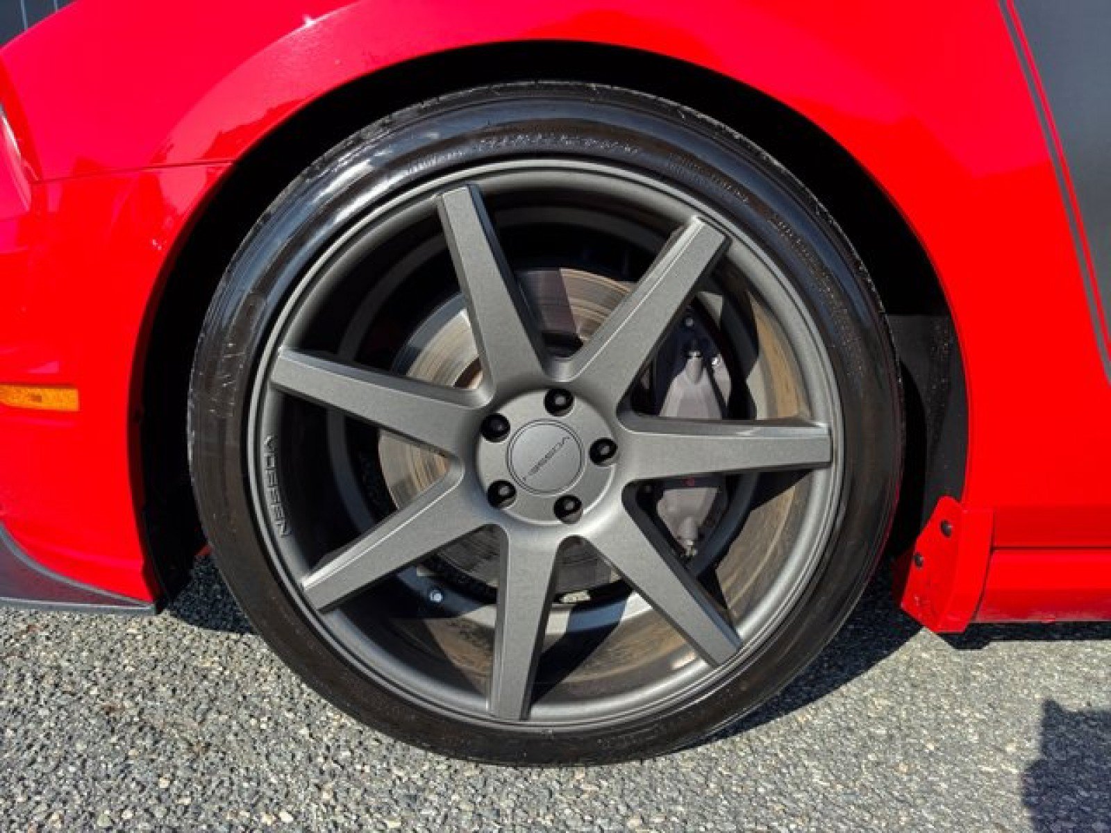Used 2013 Ford Mustang Boss 302 w/ Boss 302 Accessory Pkg RWD image 10