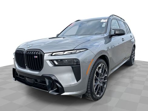 Used 2025 BMW X7 M60i image 1