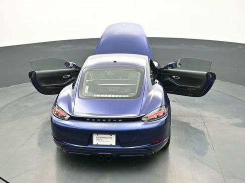 Certified 2024 Porsche 718 Cayman S RWD image 24