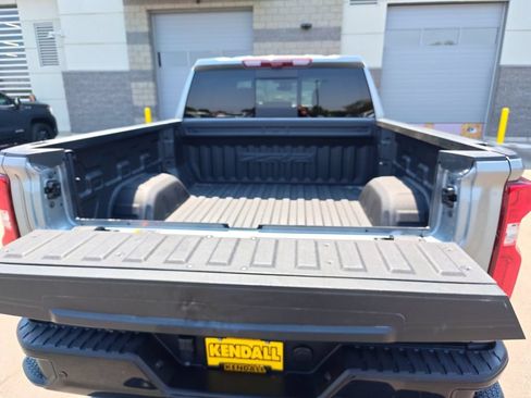Certified 2024 Chevrolet Silverado 1500 ZR2 w/ Technology Package AWD/4WD image 30