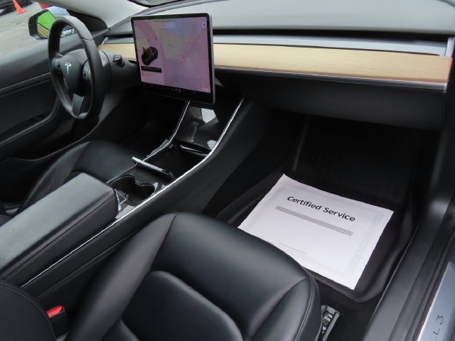 Used 2020 Tesla Model 3 Standard Range Plus RWD image 29