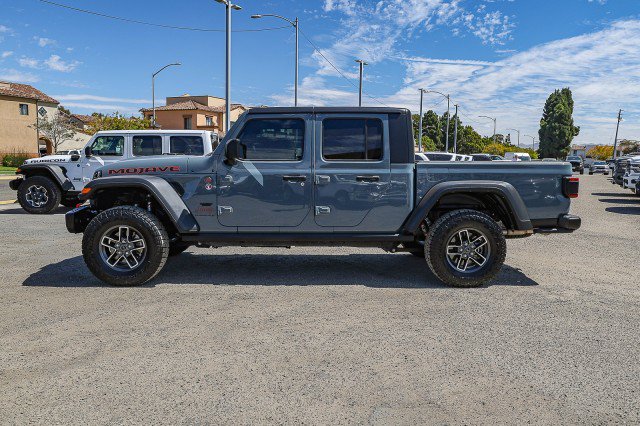 Used 2024 Jeep Gladiator Mojave w/ Steel Bumper Group AWD/4WD image 10