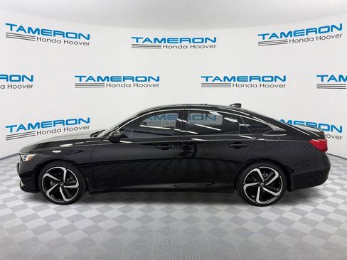 Used 2022 Honda Accord Sport image 2
