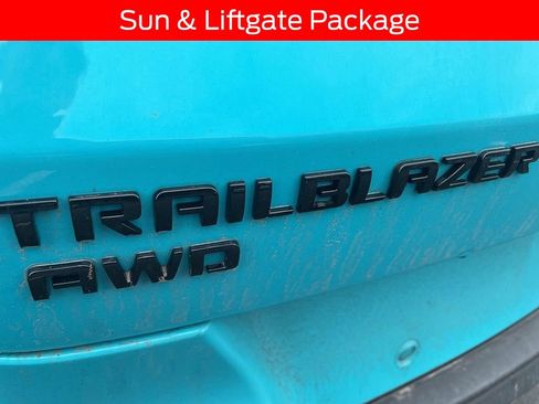 Used 2021 Chevrolet TrailBlazer RS w/ Sun and Liftgate Package image 6