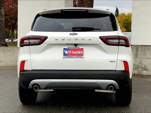 New 2025 Ford Escape SE w/ PHEV Premium Package image 4