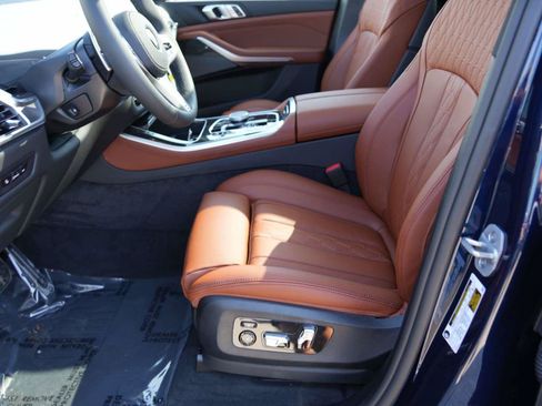Used 2026 BMW X5 sDrive40i w/ M Sport Package RWD image 13
