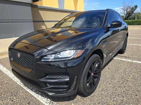 Used 2017 Jaguar F-PACE Prestige image 8