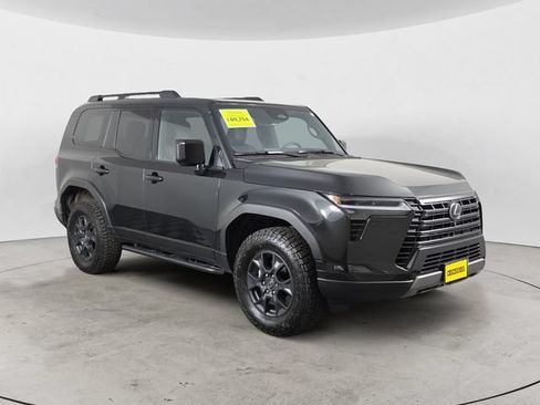 Used 2024 Lexus GX 550 AWD/4WD image 7