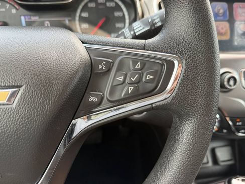 Used 2017 Chevrolet Cruze LT w/ Sun And Sound Package FWD image 23