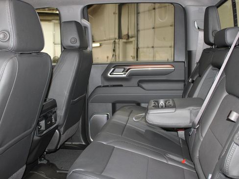 New 2026 GMC Sierra 2500 Denali w/ Denali Reserve Package image 30