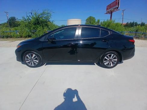 Used 2024 Nissan Versa SV w/ Trunk Package FWD image 9