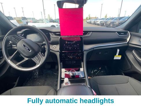 New 2025 Jeep Grand Cherokee L Laredo w/ Luxury Tech Group I image 13