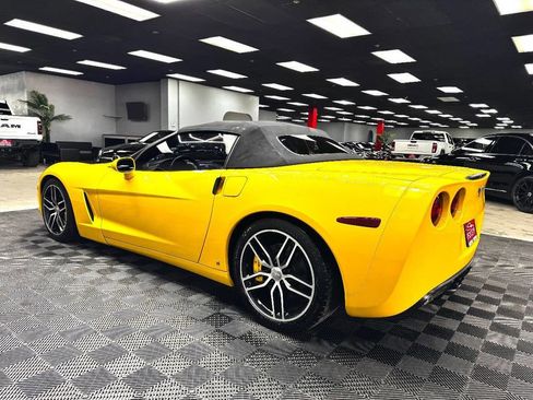 Used 2007 Chevrolet Corvette Convertible w/ Preferred Equipment Group RWD image 16