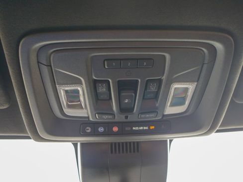 Used 2024 GMC Sierra 2500 Denali Ultimate image 33