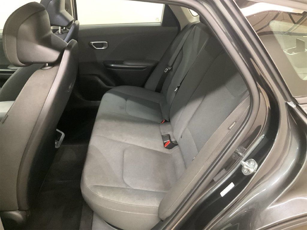 Used 2025 Kia K4 FWD image 7