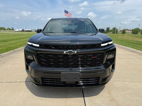 Used 2024 Chevrolet Traverse RS AWD/4WD image 12