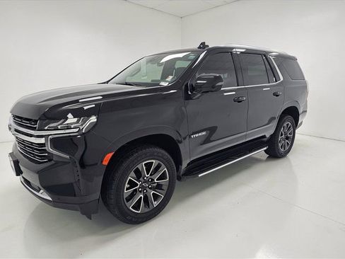 Used 2022 Chevrolet Tahoe LT w/ LT Signature Package image 5