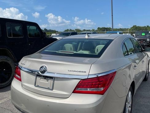 Used 2014 Buick LaCrosse Leather FWD image 4