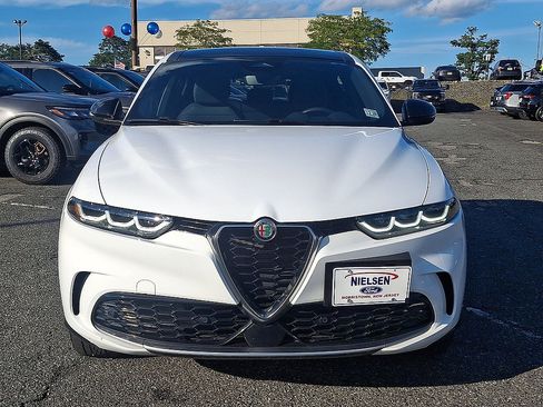 Used 2024 Alfa Romeo Tonale Ti AWD/4WD image 35