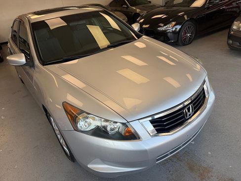 Used 2009 Honda Accord EX image 8