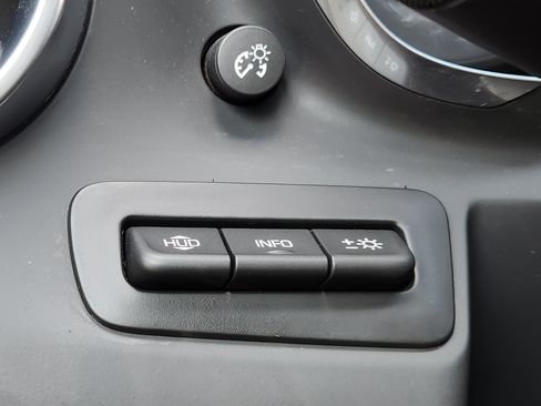 Used 2017 Chevrolet Camaro LT RWD image 22