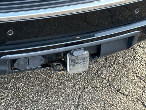 Used 2014 Jeep Grand Cherokee Overland w/ Advanced Technology Group image 33