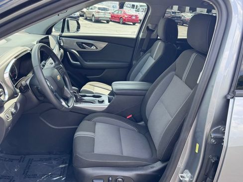 Used 2025 Chevrolet Blazer LT AWD/4WD image 18