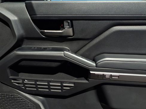 Certified 2025 Toyota Tacoma TRD Sport image 26