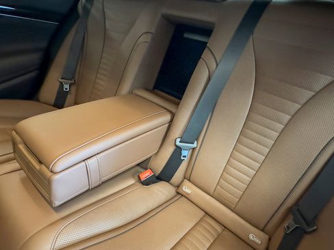 Used 2020 Mercedes-Benz S 560 Sedan image 59