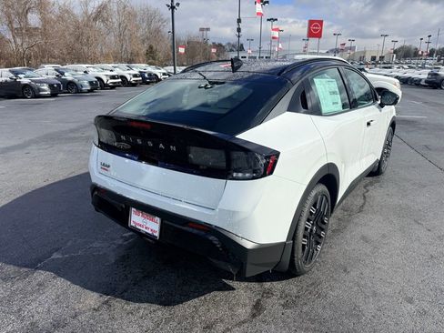 New 2026 Nissan Leaf Platinum+ image 5