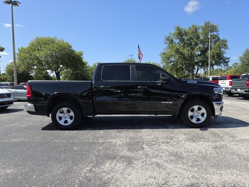Used 2025 RAM 1500 Big Horn AWD/4WD image 3