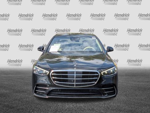 Used 2023 Mercedes-Benz S 500 4MATIC image 3