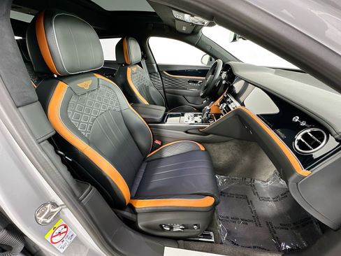 Certified 2024 Bentley Flying Spur W12 image 28